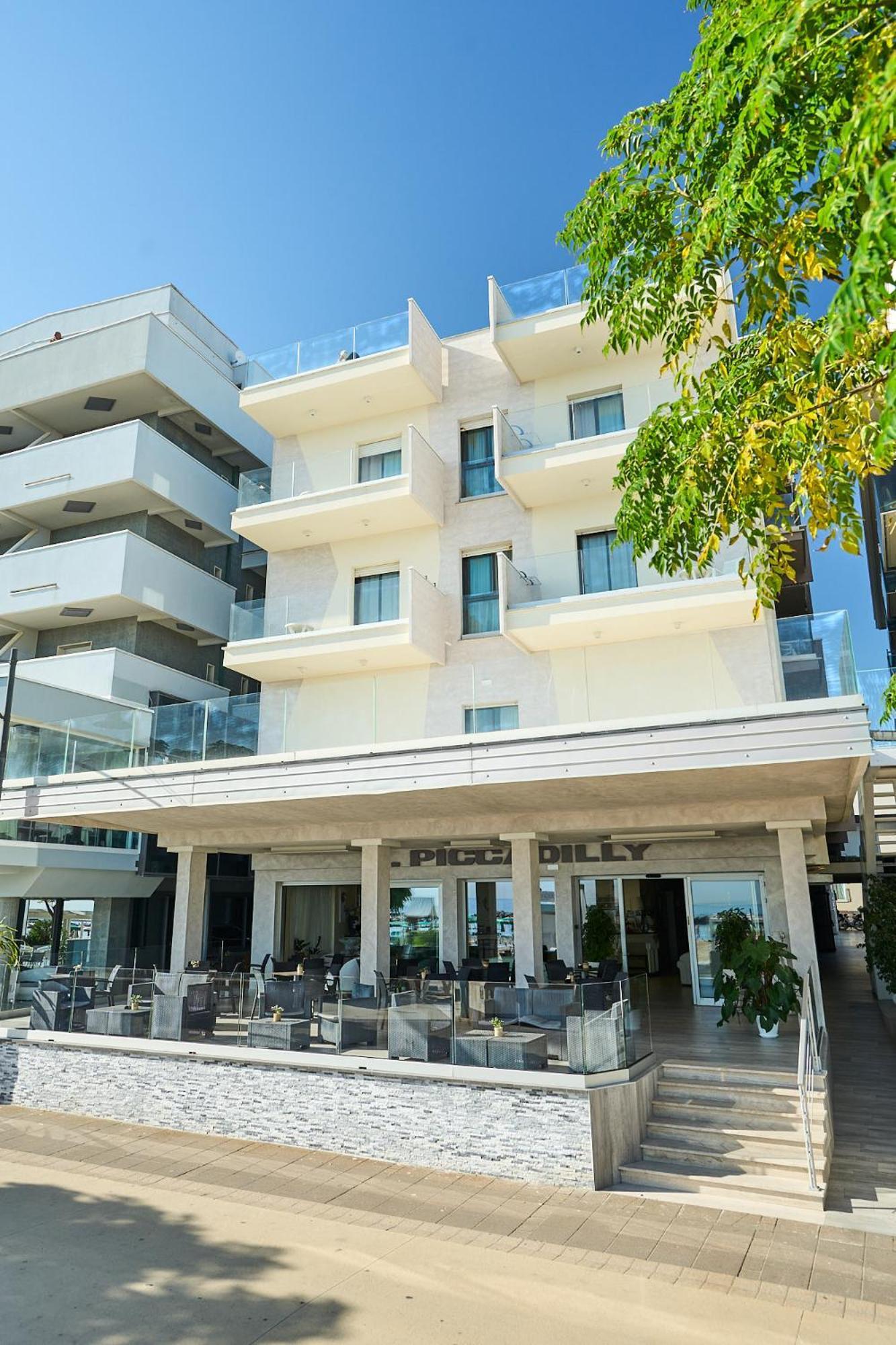 Hotel Piccadilly Bellaria-Igea Marina Buitenkant foto