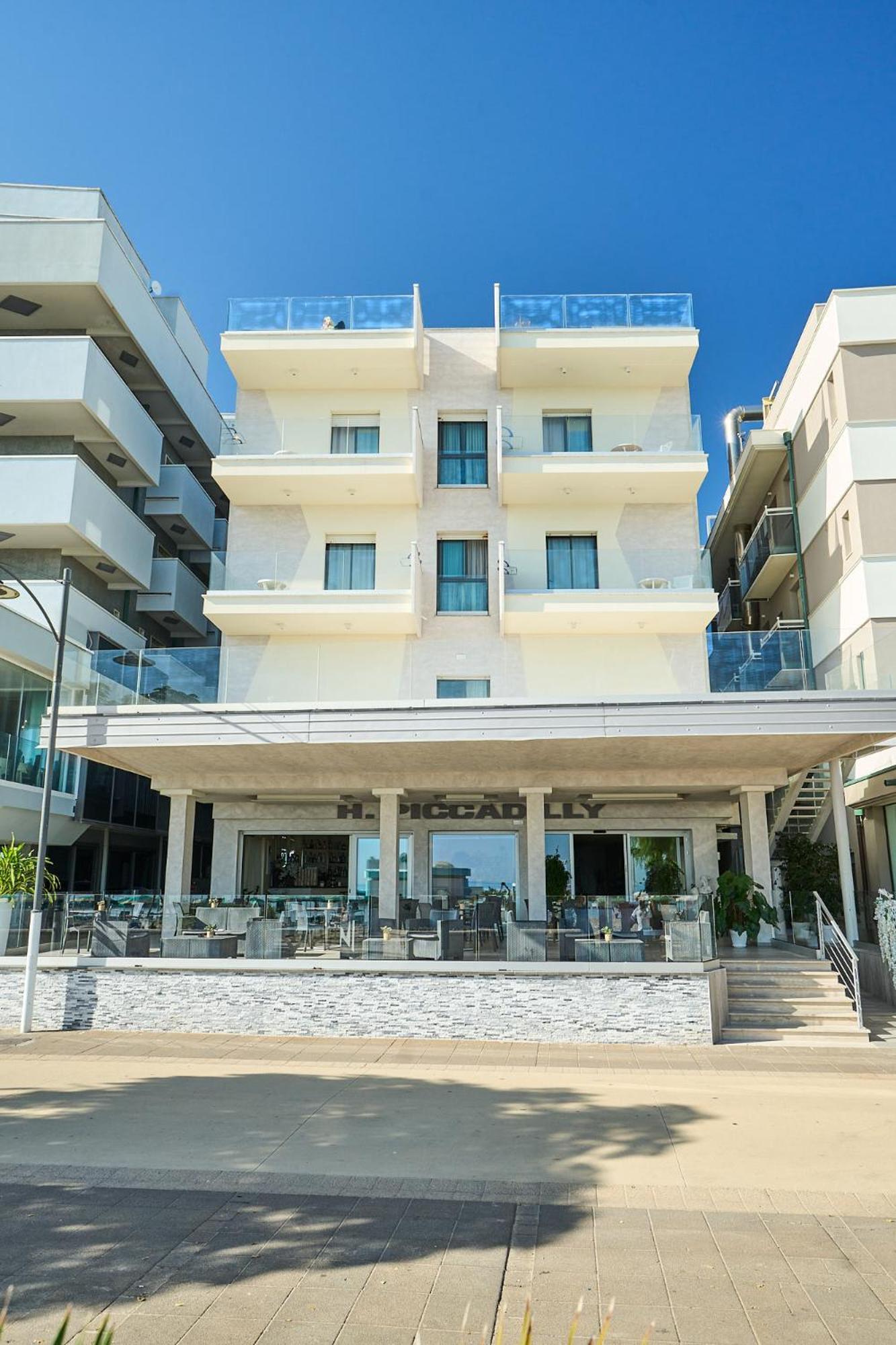 Hotel Piccadilly Bellaria-Igea Marina Buitenkant foto