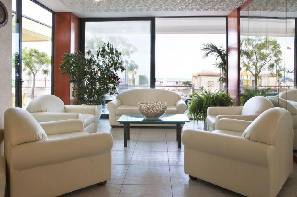 Hotel Piccadilly Bellaria-Igea Marina Buitenkant foto
