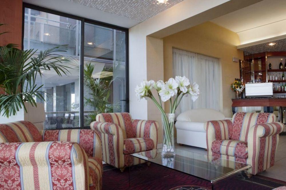Hotel Piccadilly Bellaria-Igea Marina Buitenkant foto